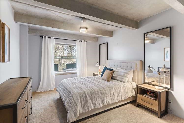 1265 Race St 1 Bed Condo for Rent - Photo Gallery 13