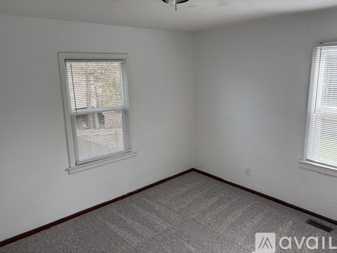 148 W Moody Ave 3 Beds Single Family Home for Rent - Photo Gallery 2