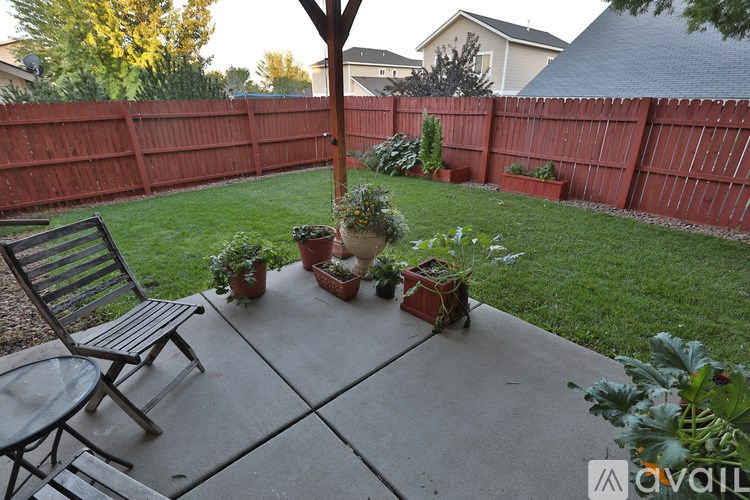 228 South Golden Drive 3 Beds Townhouse for Rent - Photo Gallery 3