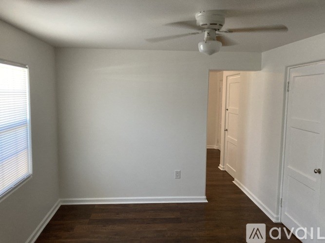 549 W Wickenburg Way 1 Bed Apartment for Rent - Photo Gallery 11