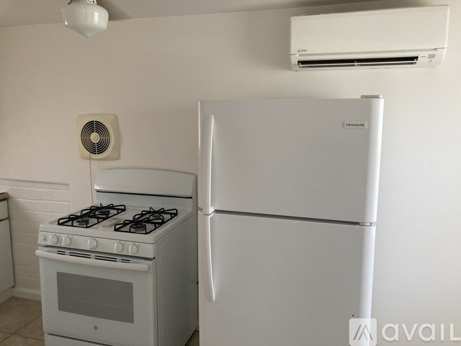 549 W Wickenburg Way 1 Bed Apartment for Rent - Photo Gallery 14