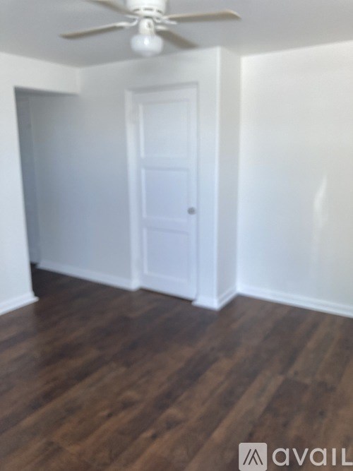 549 W Wickenburg Way 1 Bed Apartment for Rent - Photo Gallery 8