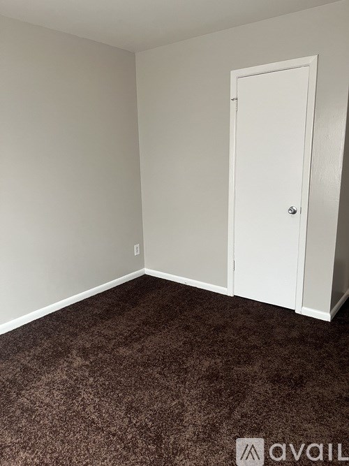 2811 North O.Henry Boulevard 2 Beds Condo for Rent - Photo Gallery 4