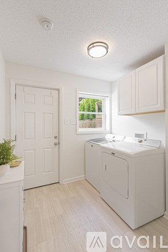 11225 Sonja Dr 4 Beds Single Family Home for Rent - Photo Gallery 40