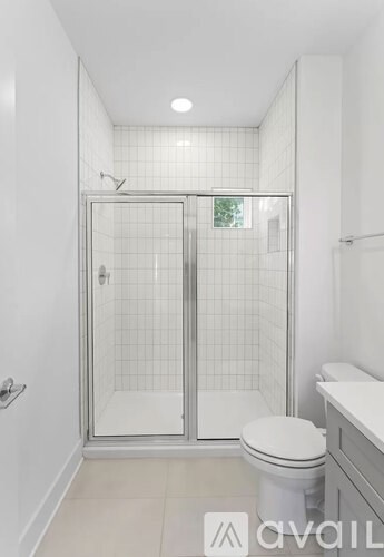 700 N Dupont Ave 3 Beds Apartment for Rent - Photo Gallery 7