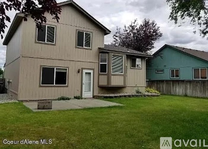 5823 North Carlisle Road 4 Beds Single Family Home for Rent - Photo Gallery 2