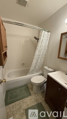 5823 North Carlisle Road 4 Beds Single Family Home for Rent - Photo Gallery 14