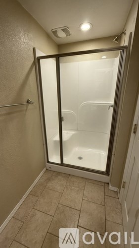 5823 North Carlisle Road 4 Beds Single Family Home for Rent - Photo Gallery 10