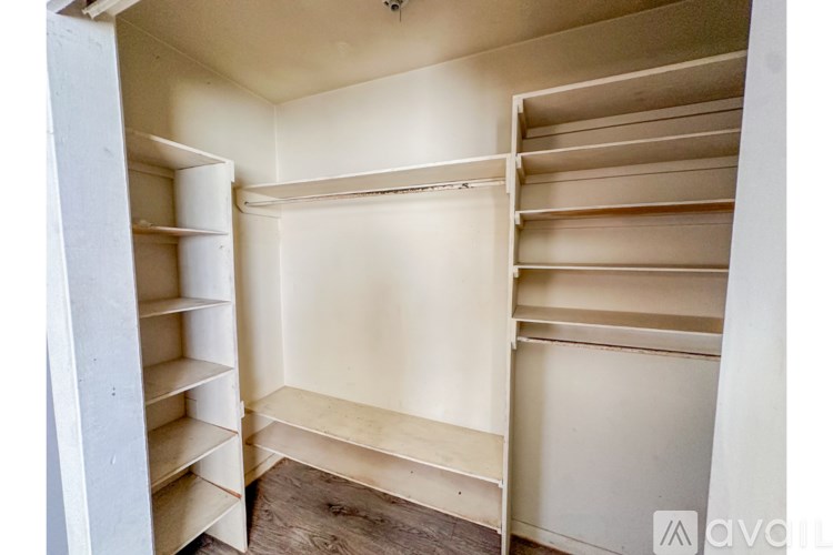 2805 53rd St 3 Beds Single Family Home for Rent - Photo Gallery 15