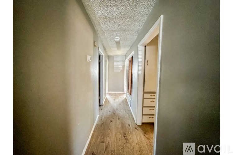 2805 53rd St 3 Beds Single Family Home for Rent - Photo Gallery 5