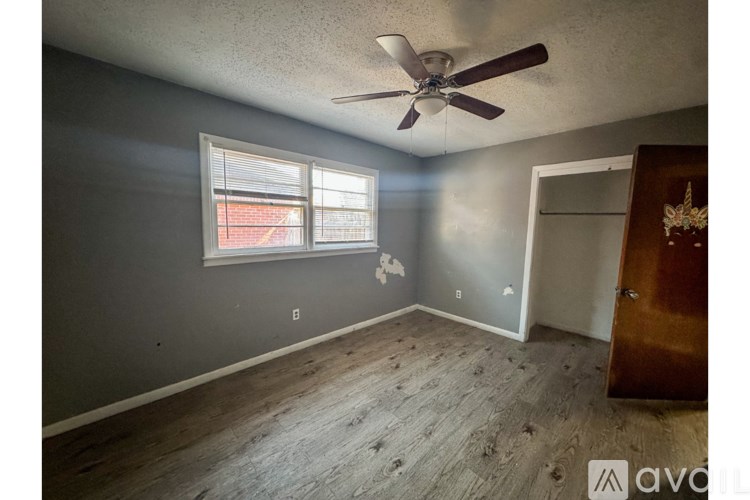 2805 53rd St 3 Beds Single Family Home for Rent - Photo Gallery 9