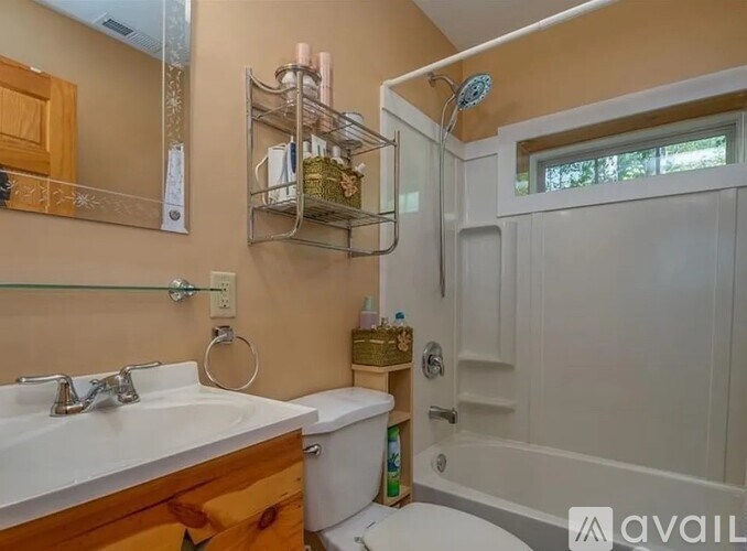 50 Glen Echo Circle 2 Beds Single Family Home for Rent - Photo Gallery 10