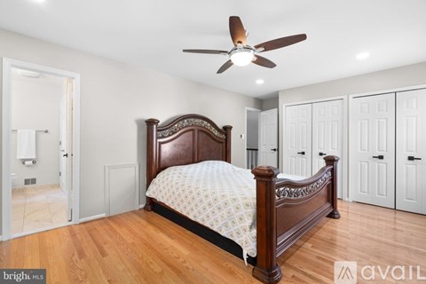 19 Saddleview Ct 4 Beds Single Family Home for Rent - Photo Gallery 8