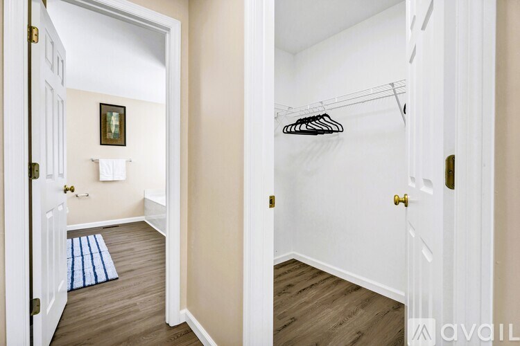 3909 Lafayette Avenue 4 Beds Single Family Home for Rent - Photo Gallery 10