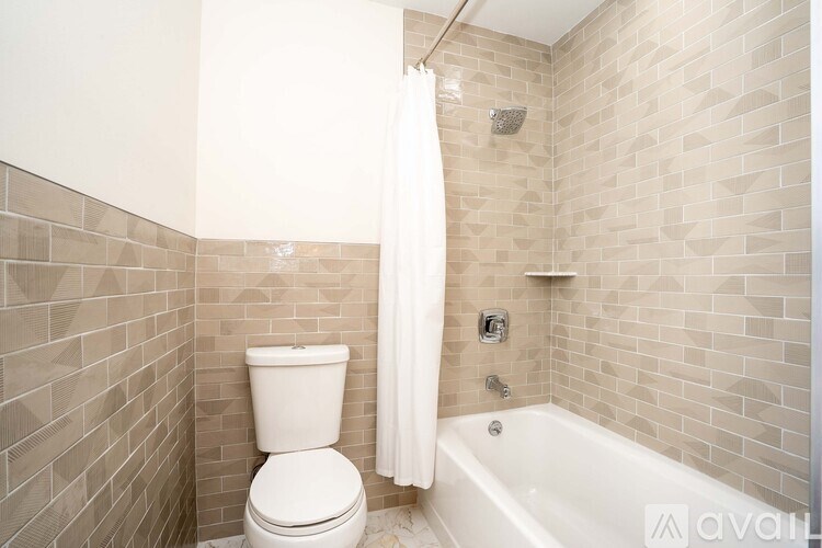 135 Main Street 2 Beds Apartment for Rent - Photo Gallery 14
