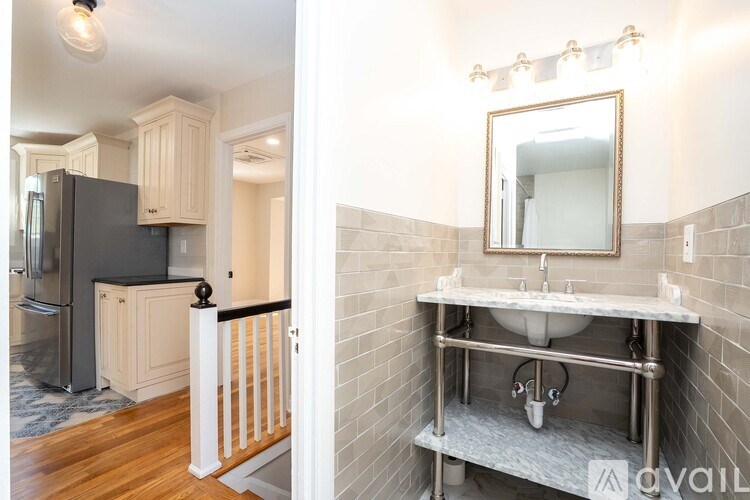 135 Main Street 2 Beds Apartment for Rent - Photo Gallery 15