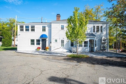 135 Main Street 2 Beds Apartment for Rent - Photo Gallery 17