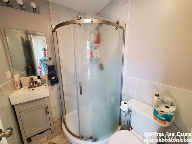 7 Elmira St 4 Beds Apartment for Rent - Photo Gallery 5