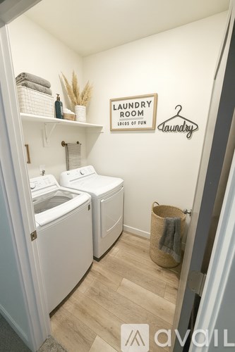 652 East 12225 South 3 Beds Townhouse for Rent - Photo Gallery 5