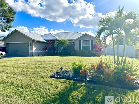 672 Southwest Aster Road 4 Beds Apartment for Rent