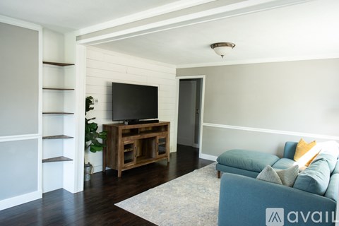 6812 Voyager Place 2 Beds Single Family Home for Rent - Photo Gallery 4