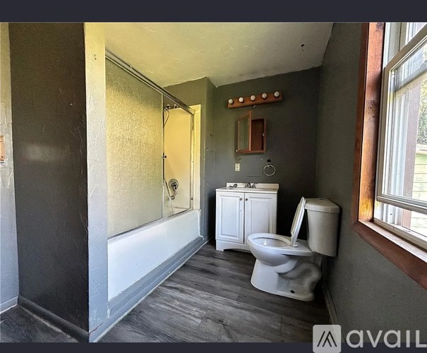 2405 Harrison St 3 Beds Single Family Home for Rent - Photo Gallery 13