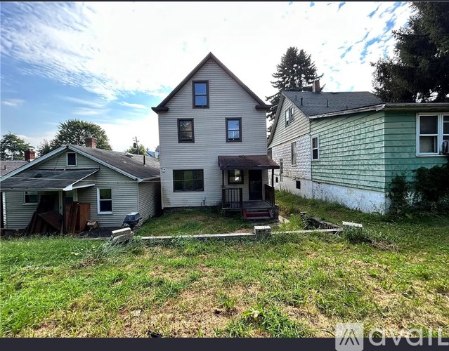 2405 Harrison St 3 Beds Single Family Home for Rent - Photo Gallery 5