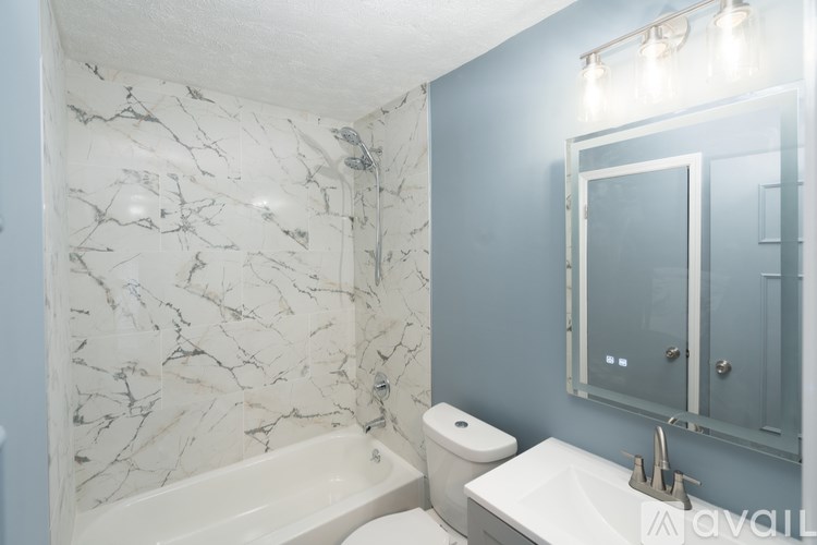 7560 Taylor Road 2 Beds Condo for Rent - Photo Gallery 14