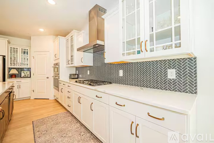 Glenn Dale Blvd 7 Beds Single Family Home for Rent - Photo Gallery 13