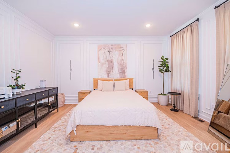 Glenn Dale Blvd 7 Beds Single Family Home for Rent - Photo Gallery 19