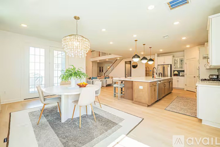 Glenn Dale Blvd 7 Beds Single Family Home for Rent - Photo Gallery 36