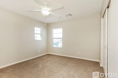 5022 North 189th Glen 4 Beds Single Family Home for Rent - Photo Gallery 5