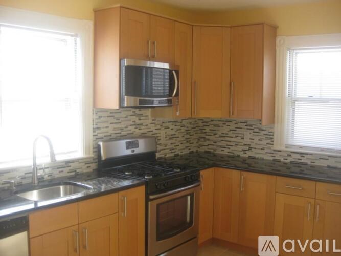 25 Cutter St 4 Beds Apartment for Rent - Photo Gallery 4