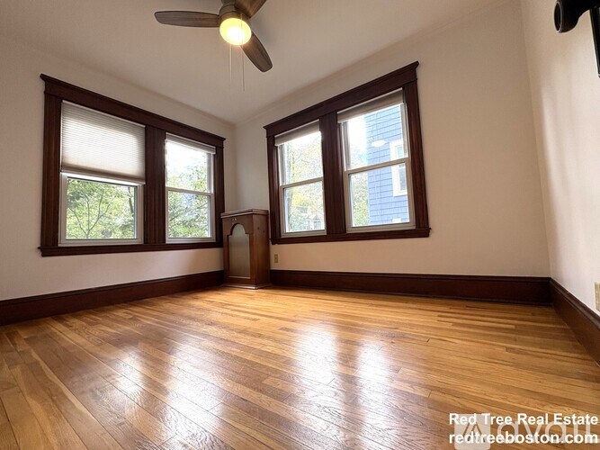 63 Newport St 3 Beds Apartment for Rent - Photo Gallery 5