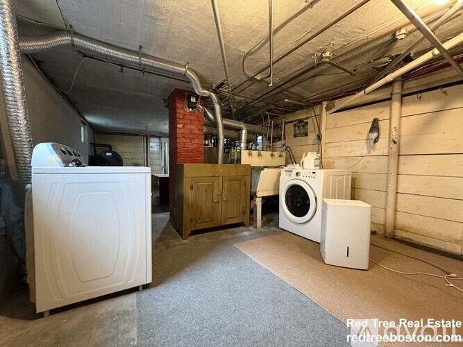 63 Newport St 3 Beds Apartment for Rent - Photo Gallery 9