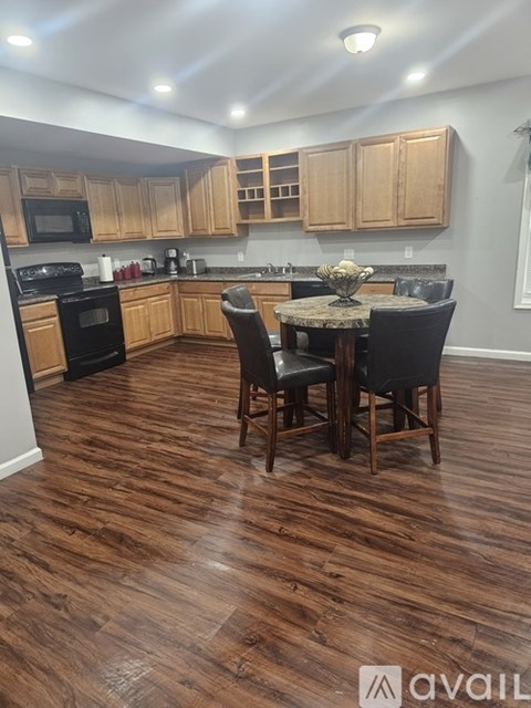 90 Coachman Circle 2 Beds Apartment for Rent - Photo Gallery 8