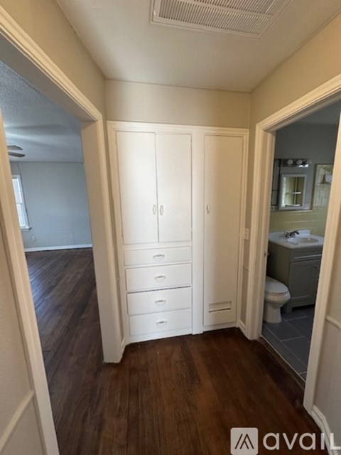 518 E Lockheed Dr 3 Beds Single Family Home for Rent - Photo Gallery 11