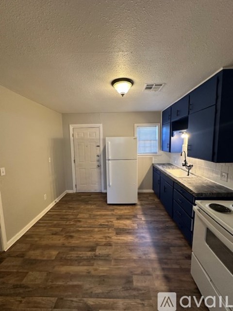 518 E Lockheed Dr 3 Beds Single Family Home for Rent - Photo Gallery 4