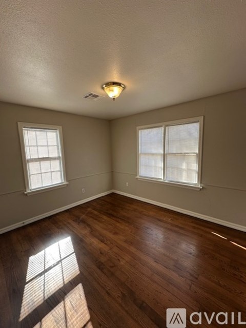 518 E Lockheed Dr 3 Beds Single Family Home for Rent - Photo Gallery 7