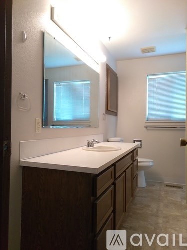 5555 N Millrun Ave 2 Beds Single Family Home for Rent - Photo Gallery 13