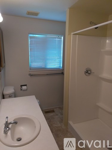 5555 N Millrun Ave 2 Beds Single Family Home for Rent - Photo Gallery 14