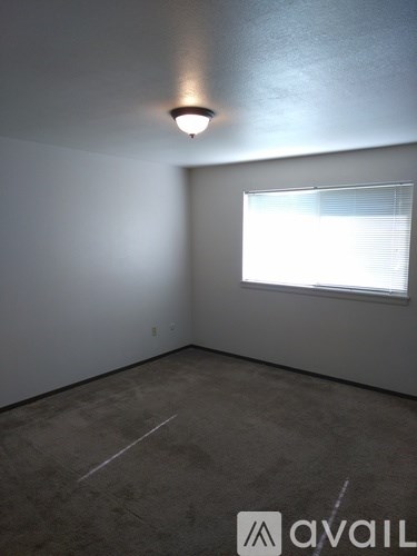 5555 N Millrun Ave 2 Beds Single Family Home for Rent - Photo Gallery 17