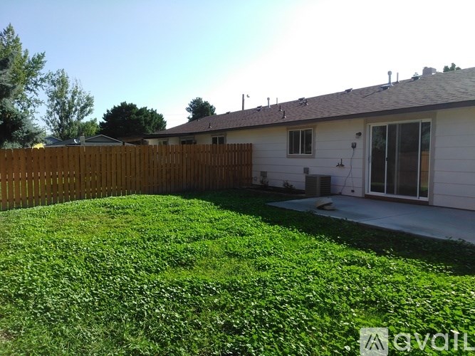 5555 N Millrun Ave 2 Beds Single Family Home for Rent - Photo Gallery 18