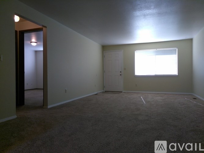 5555 N Millrun Ave 2 Beds Single Family Home for Rent - Photo Gallery 4