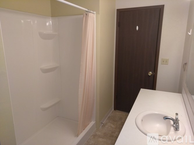 5555 N Millrun Ave 2 Beds Single Family Home for Rent - Photo Gallery 7