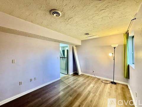 197 Lake St 2 Beds Townhouse for Rent - Photo Gallery 6