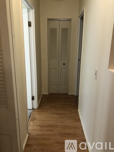 245 Sea St 1 Bed Condo for Rent - Photo Gallery 7
