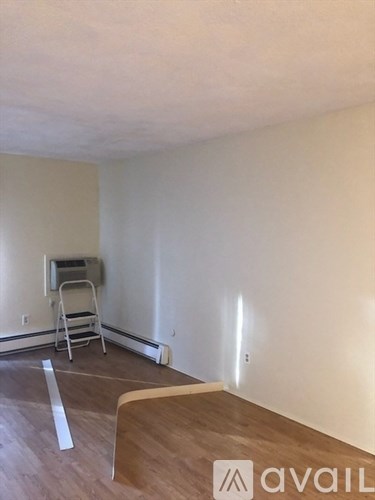 245 Sea St 1 Bed Condo for Rent - Photo Gallery 8