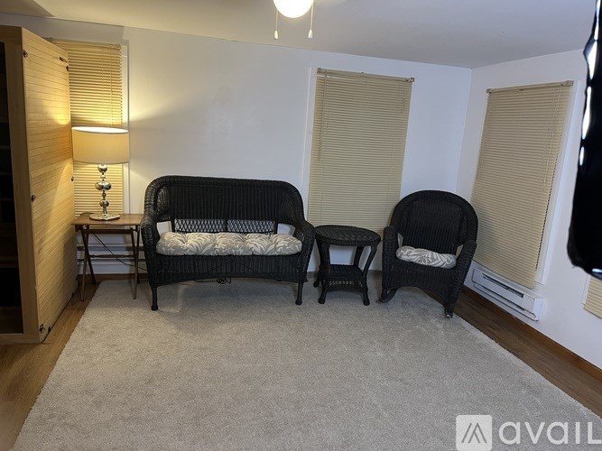 5652 Ozark Avenue North 2 Beds Single Family Home for Rent - Photo Gallery 1