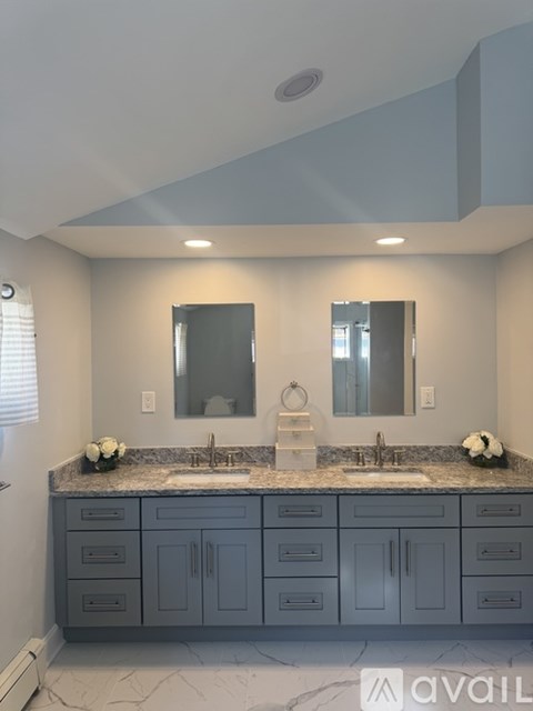 67 Canal Street 2 Beds Single Family Home for Rent - Photo Gallery 2